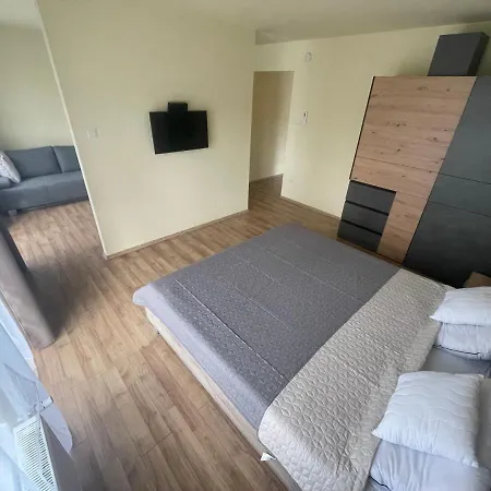 アパート Park Tapolca - ミシュコルツ